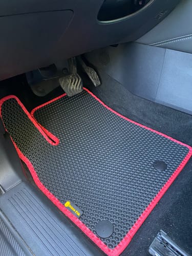 Customer photo review of Dywaniki samochodowe na zamówienie - Przód i tył