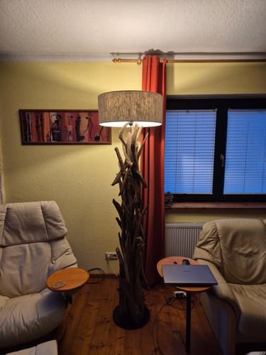 Customer photo review of Stehlampe Teakholz BLUMA  | Höhe 180 cm | inkl. Lampenschirm