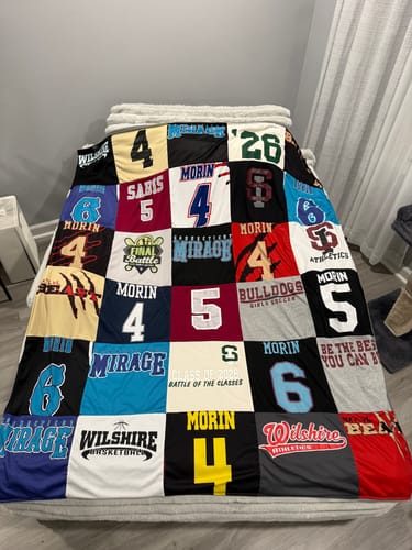 Customer photo review of Project Repat T-Shirt Quilt