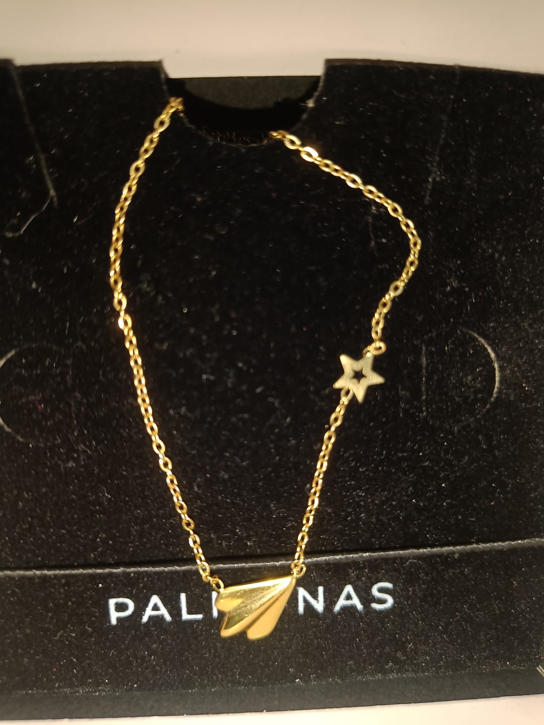 Customer photo review of Simple Chain Necklace with Star Charm