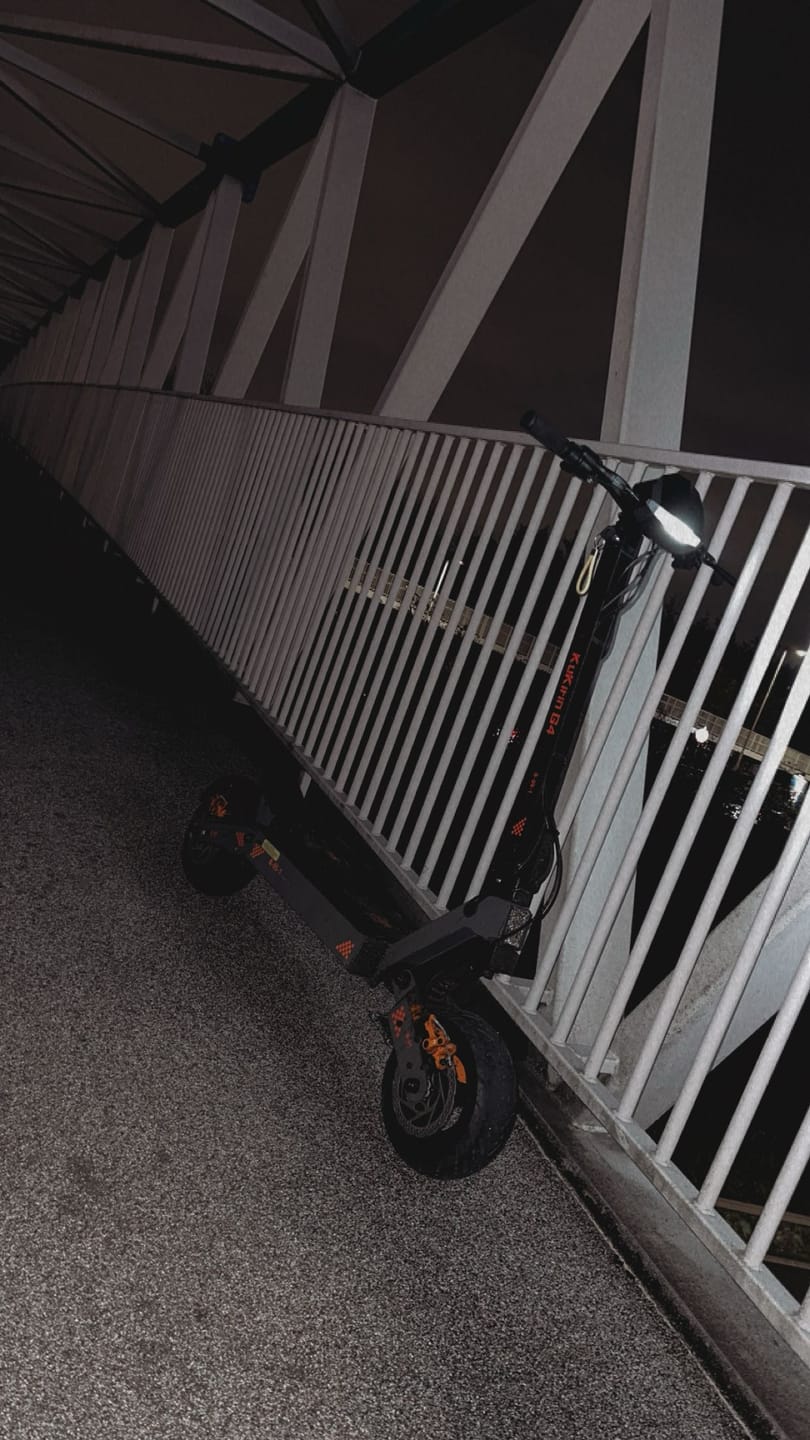 Customer photo review of KuKirin (Kugoo) G4 2025 Electric Scooter