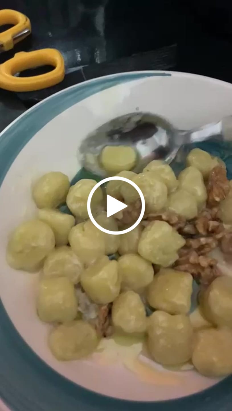 Customer video review of Gnocchi
