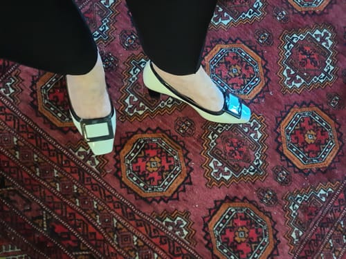 Customer photo review of Viv Trompette Thick Heel Pumps White Cowhide Leather 283048