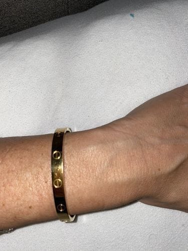 Customer photo review of LOVE BRACELET 6.1MM