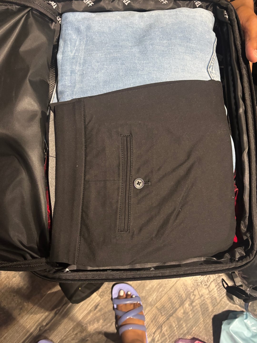 Customer photo review of Personal Item Suitcase 2.0 - EXPANDABLE