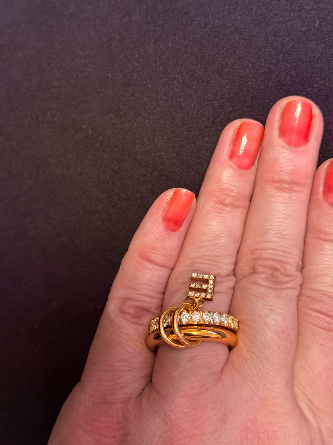 Customer photo review of Pave Infinity Flow Ring 18K Vergoldet