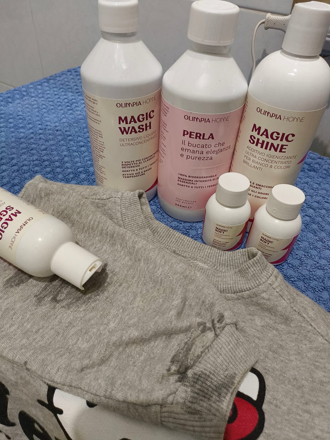 Customer photo review of Magic Shine - Additivo Igienizzante Ultra Concentrato per Bianco & Colori Brillanti Ml.400