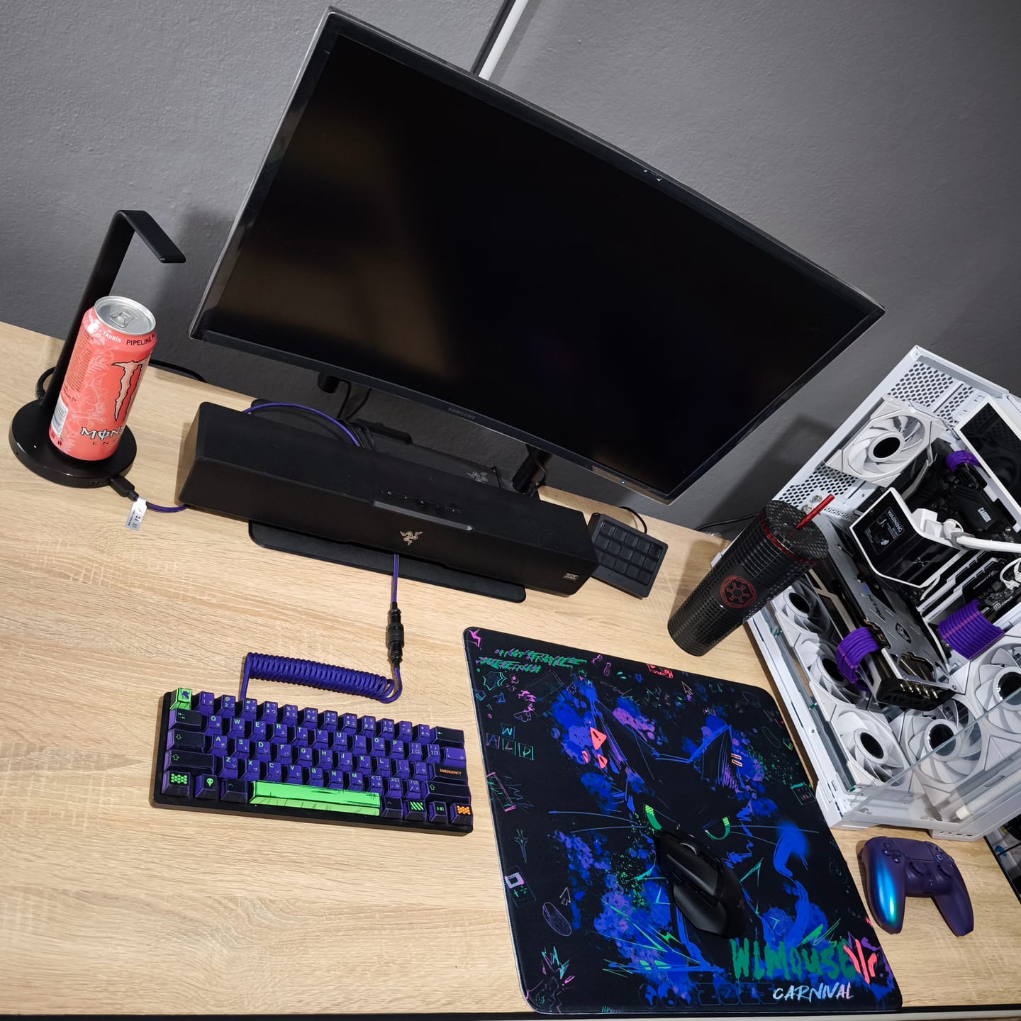 Customer photo review of WLMouse Cyber Grafitti Poron Mousepad