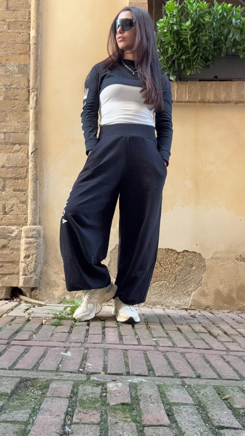 Customer photo review of Pantalone Baggy Ikonic FW 24/25 Nero