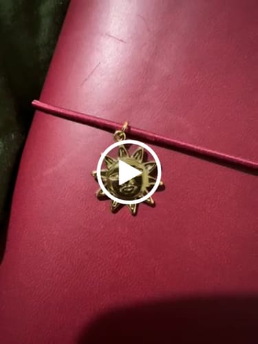 Customer video review of Refillable Folio - SALTY PLUM
