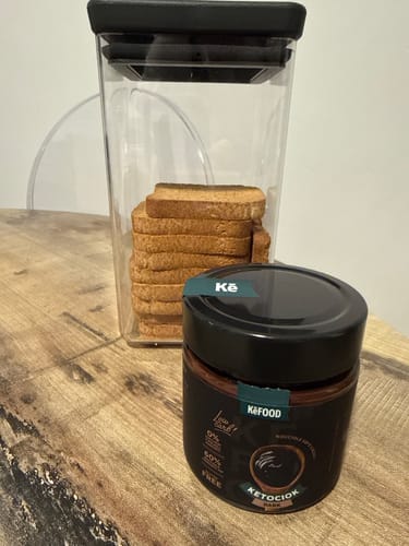 Customer photo review of KETOCIOK DARK 250G CREMA SPALMABILE NOCCIOLE IGP SENZA DOLCIFICANTI