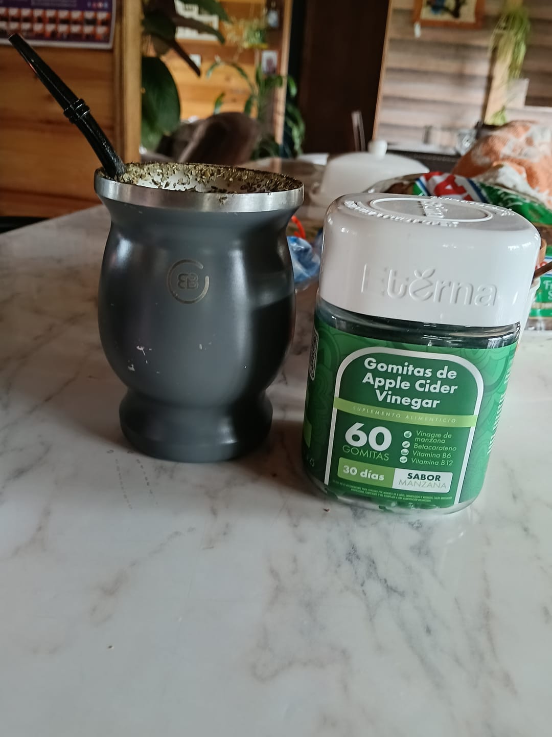 Customer photo review of Gomitas de Vinagre de Manzana | Suscripción