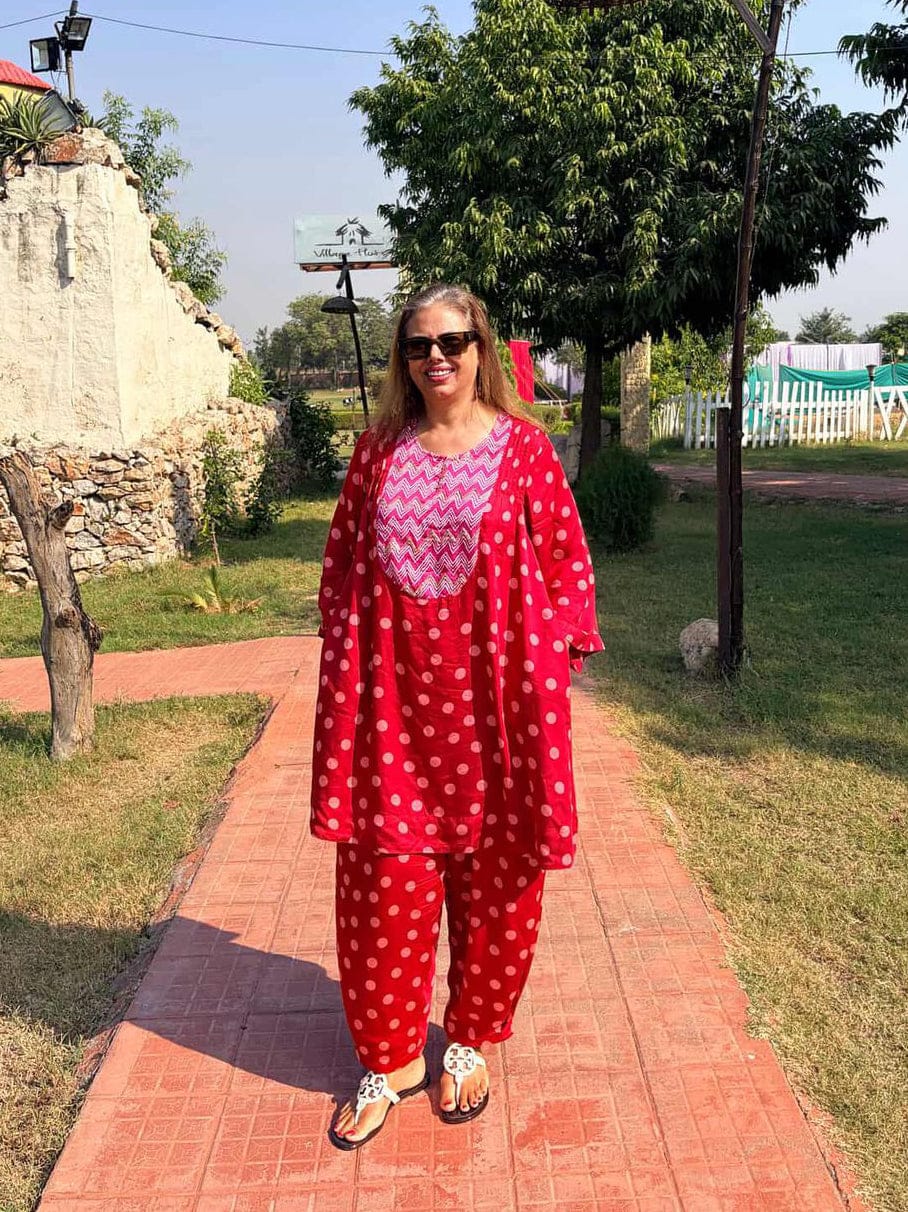 Customer photo review of Set of 2 - Laila Kurta Salwar Set