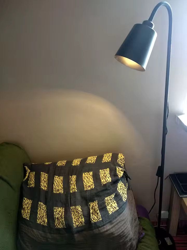Customer photo review of Skandinavische Stehlampe | Minimalistisches Licht mit Holz & Metall