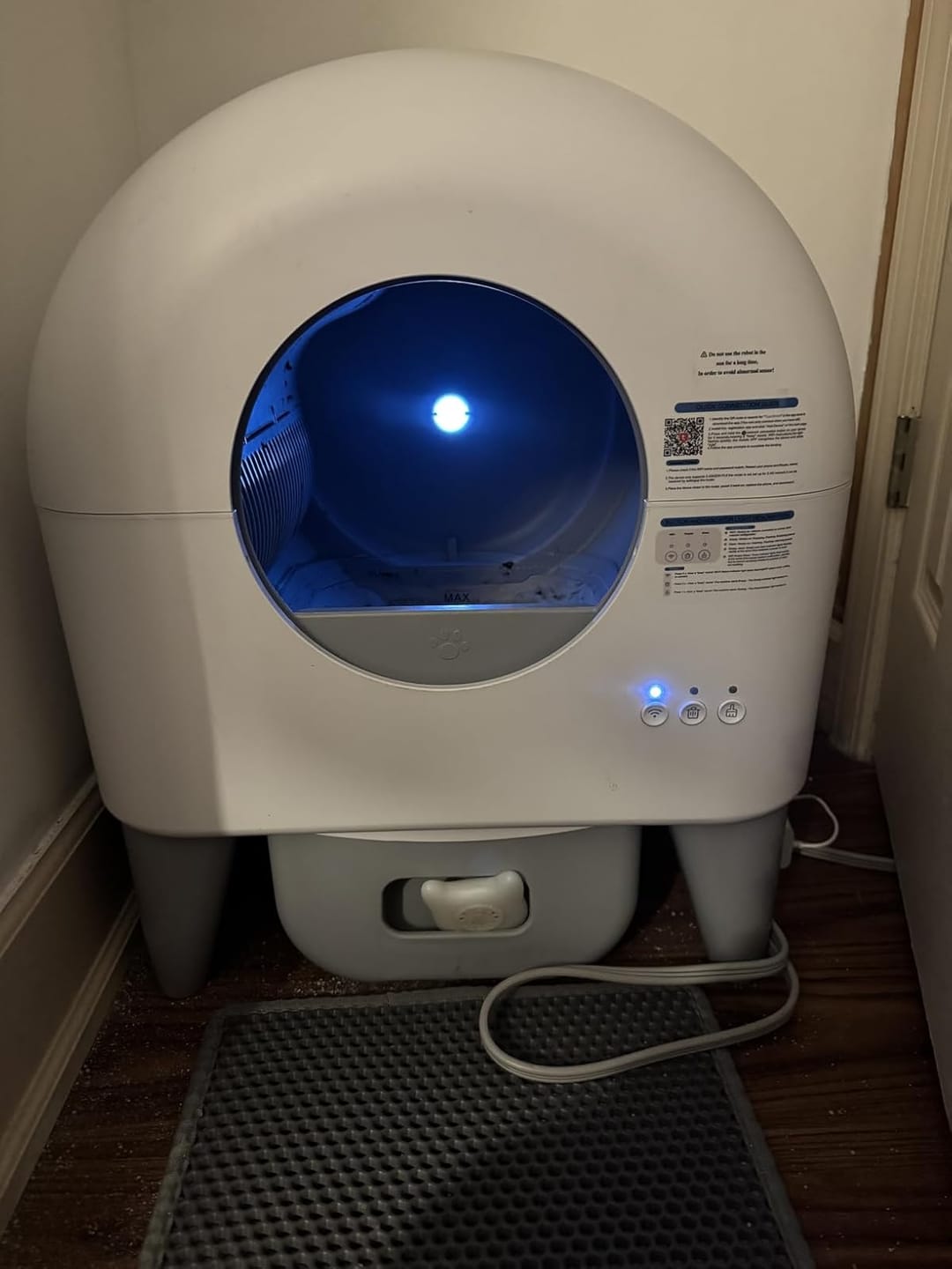 Customer photo review of Cumrige M4 Self-Cleaning Litter Box | Smart Odor-Control Automatic Cat Litter Box