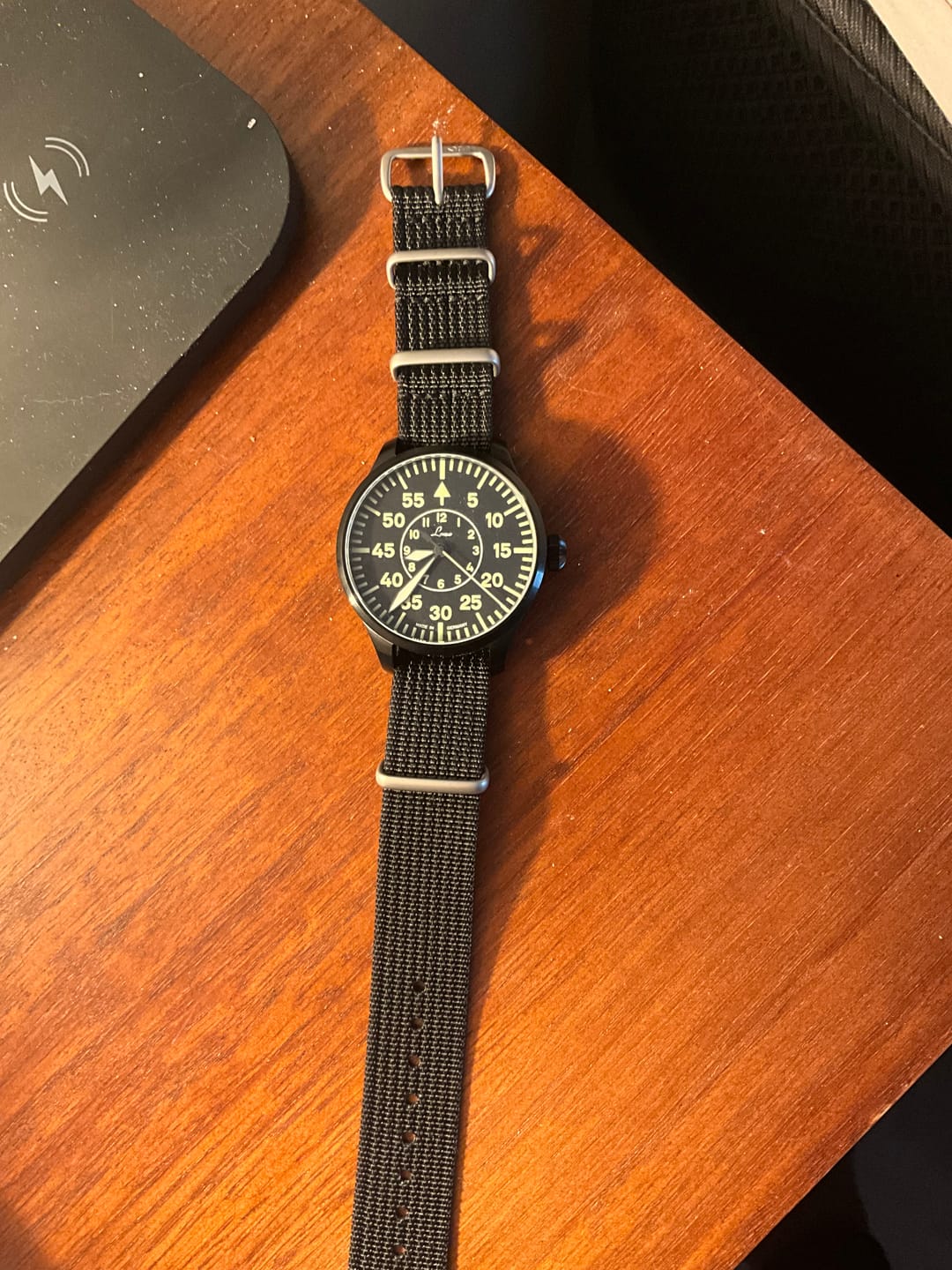 Customer photo review of Correa Nato Dando La Hora Negro