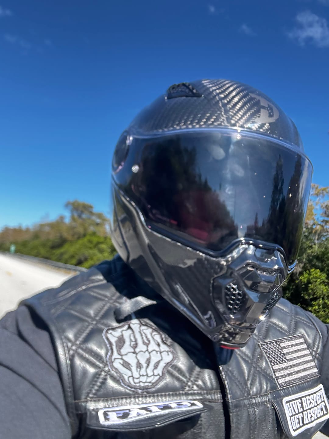 Customer photo review of D.O.T. & ECE Daytona C6 Pro- Grey Carbon Fiber