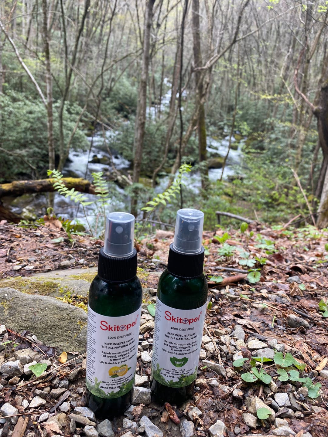 Customer photo review of Skitopel Grand Insect Repellent Bundle - 2oz Lemon & 4oz Mint Spray & 20oz Lavender Candle