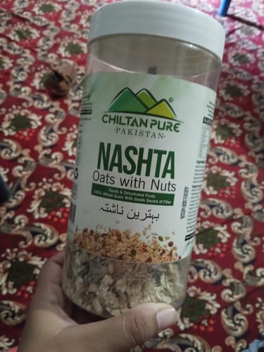 Customer photo review of Nashta Oats with Nuts - Fuel Your Day with a Nutritious Nutty and Crunchy Bite