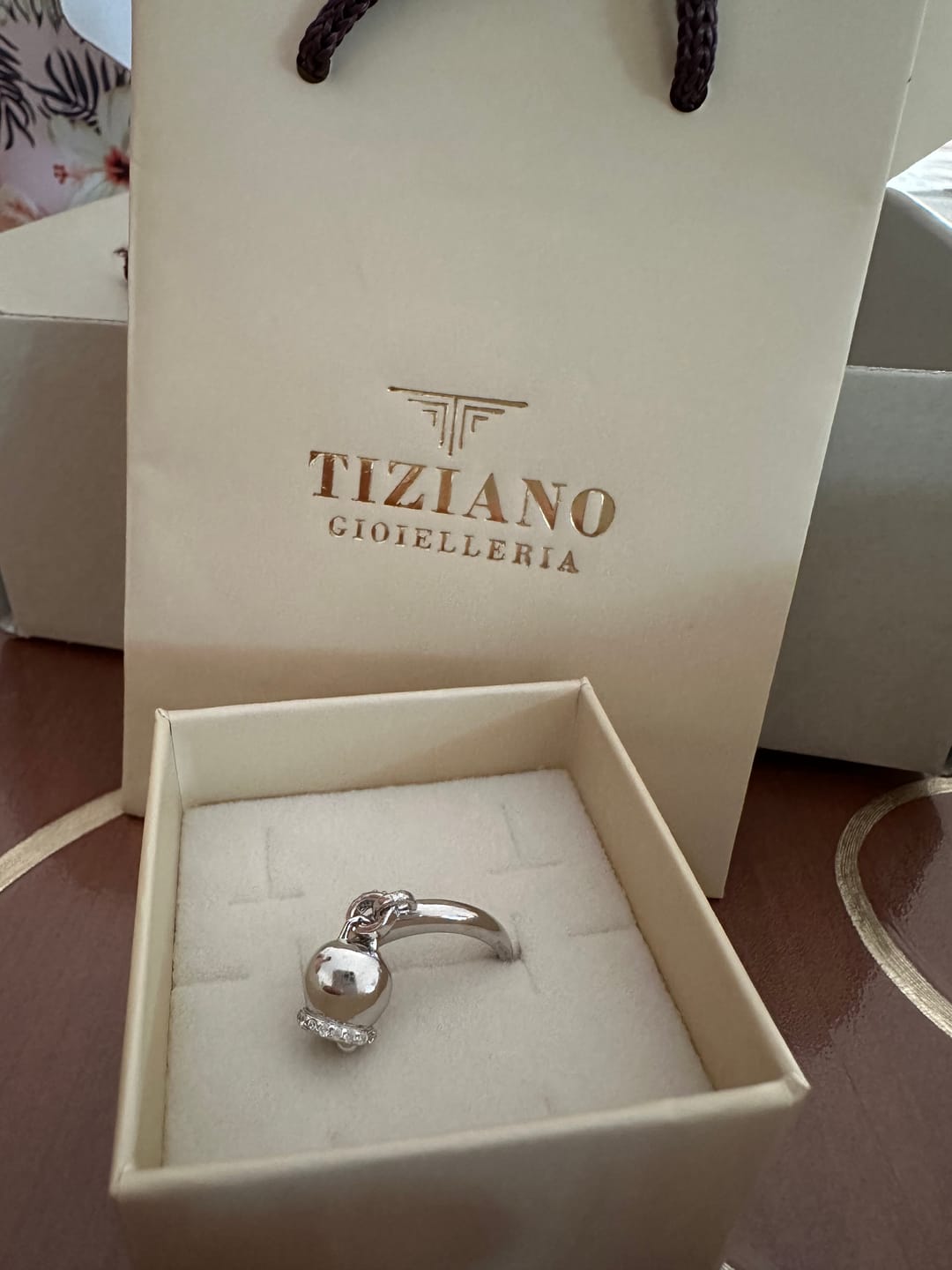 Customer photo review of Anello Campanella in Argento 925 e zirconi  TIZ CAMPAN 03