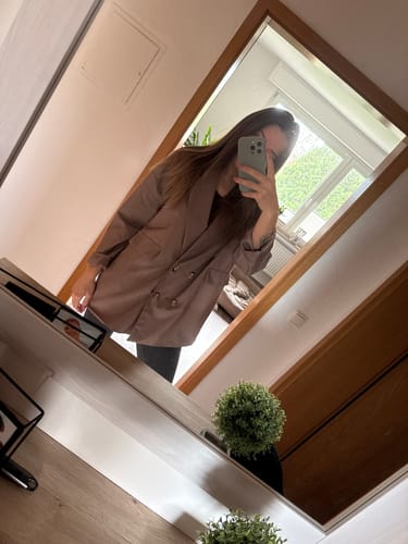 Customer photo review of Oversize Blazer - Coffee