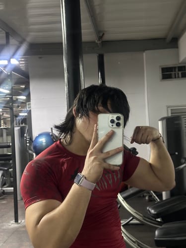 Customer photo review of Void Tech™ Berserker Compression [CRIMSON RED]