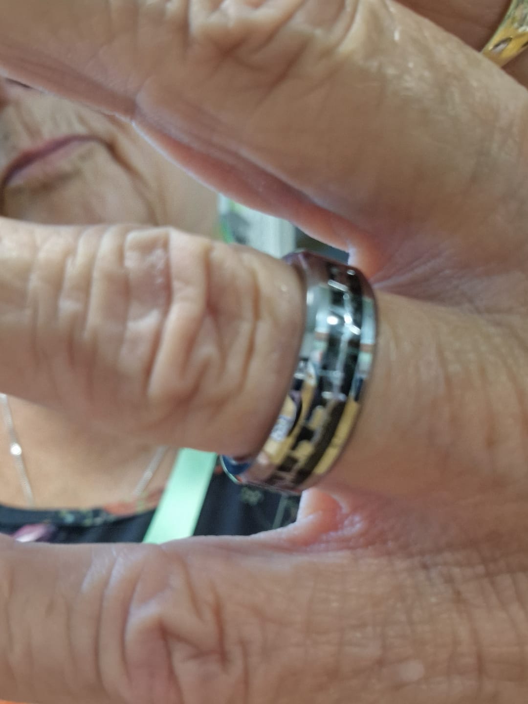 Customer photo review of The Loving Heartbeat Wonder Ring Set