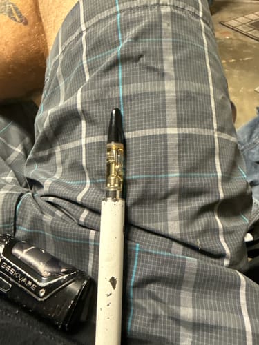 Customer photo review of 1 Gram THC-P Blend Vape Cartridge | Pink Gummy - Indica