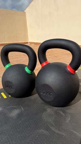 Customer photo review of Strength Shop Cast Iron Kettlebells - Single Mould, Powder Coated, 4-64KG