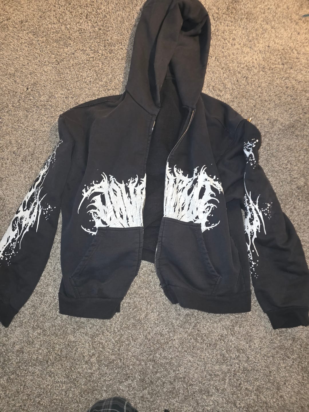 Customer photo review of 5128 - Venom Hoodies
