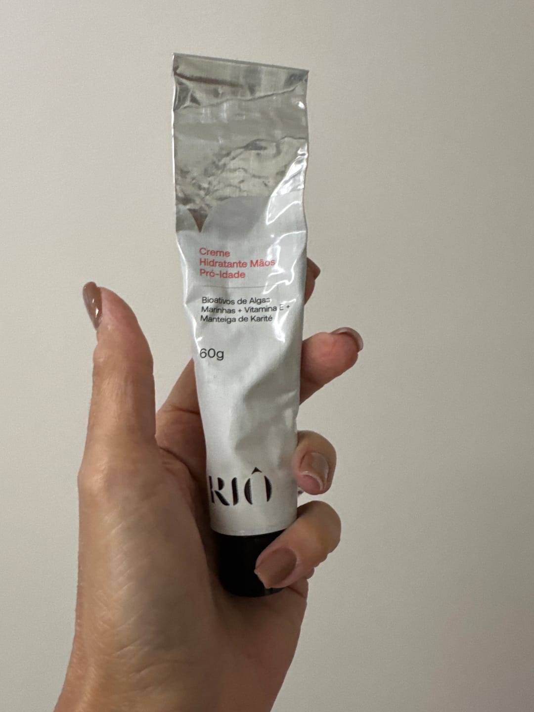 Customer photo review of Creme Hidratante Mãos Pró-Idade