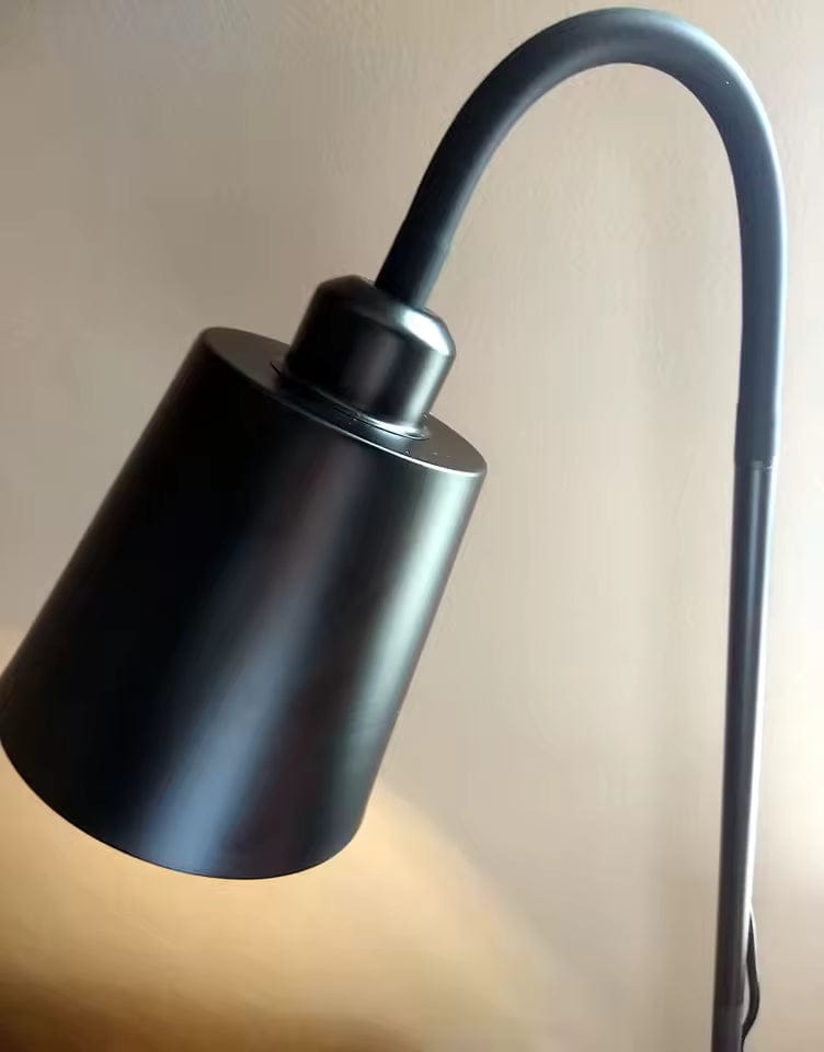 Customer photo review of Skandinavische Stehlampe | Minimalistisches Licht mit Holz & Metall