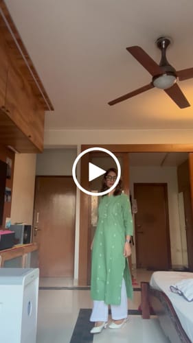 Customer video review of Soft Green Cotton Handloom Round Neck Kurta For Women's