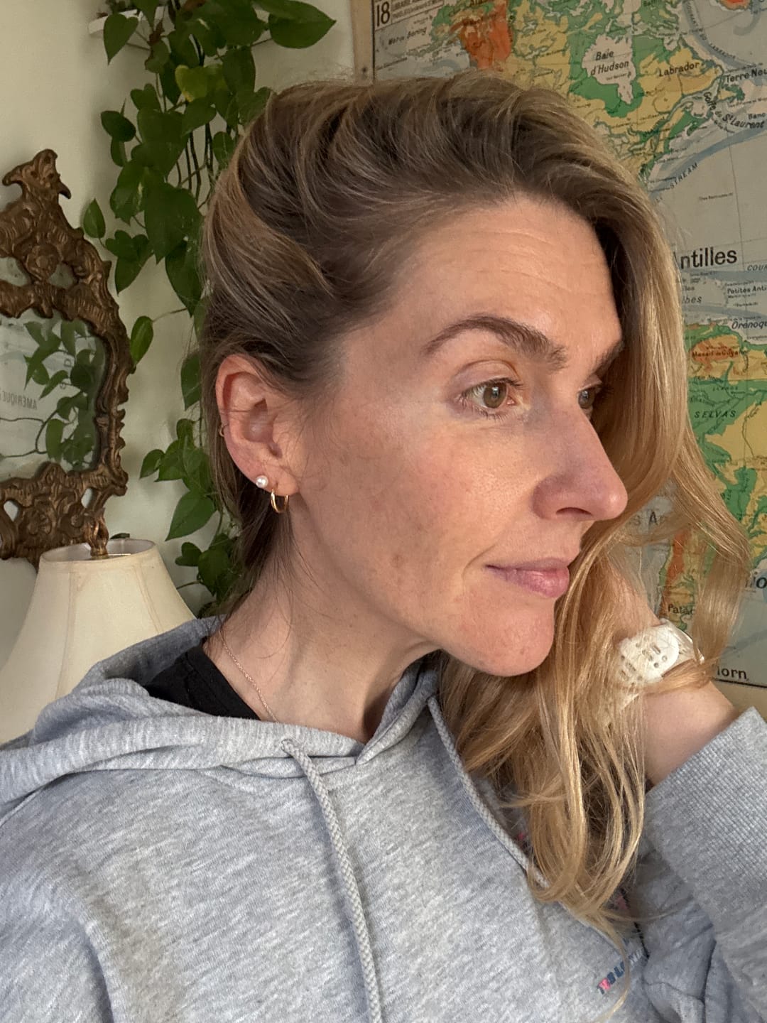 Customer photo review of Essential Earrings Extra Small