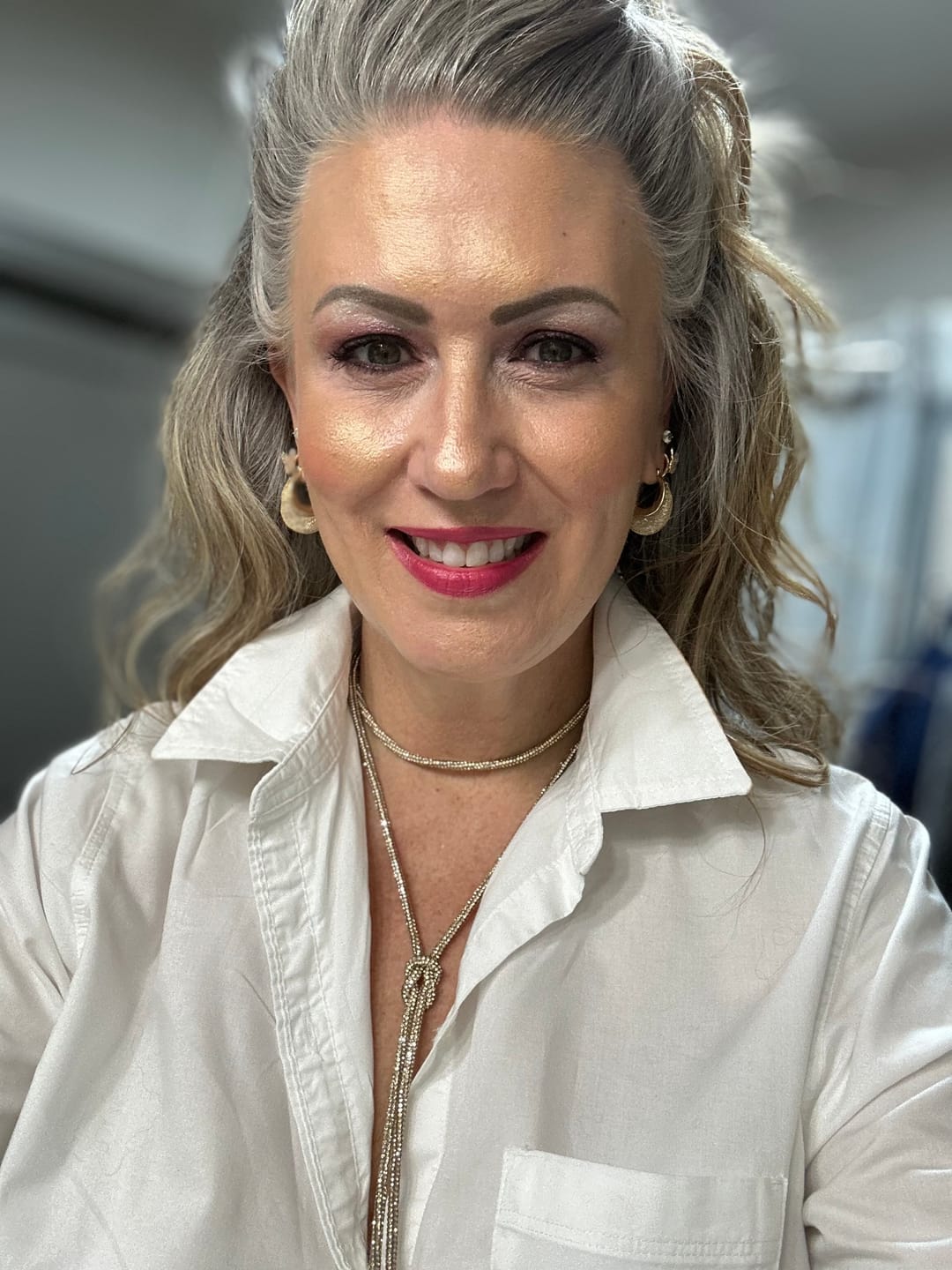 Customer photo review of LARIAT Necklace - Champagne Bubbles