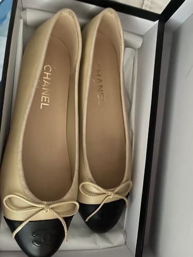 Customer photo review of ballet flats beige black lambskin