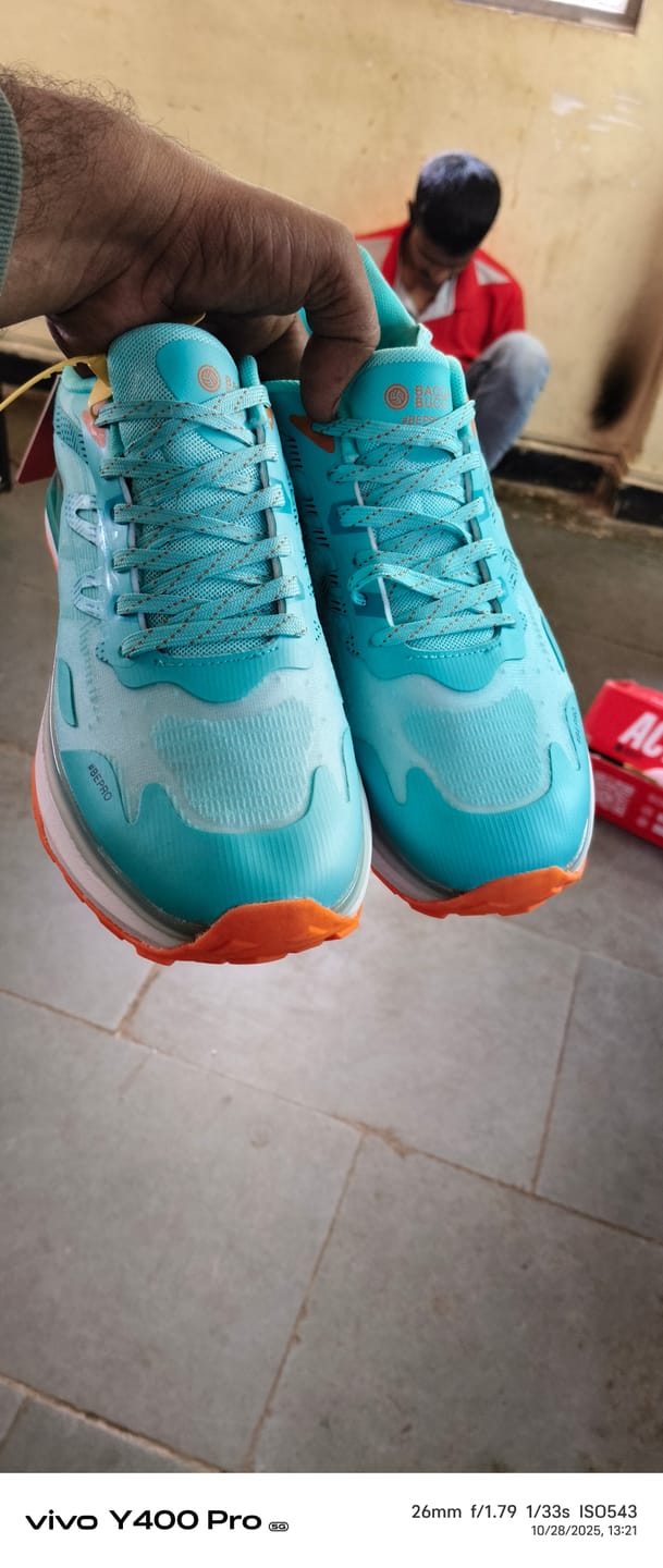 Customer photo review of Bacca Bucci Axiom | All-Day Comfort Performance Sneakers