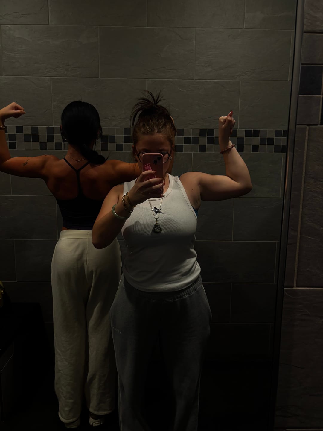 Customer photo review of W485 - Streak Tank top