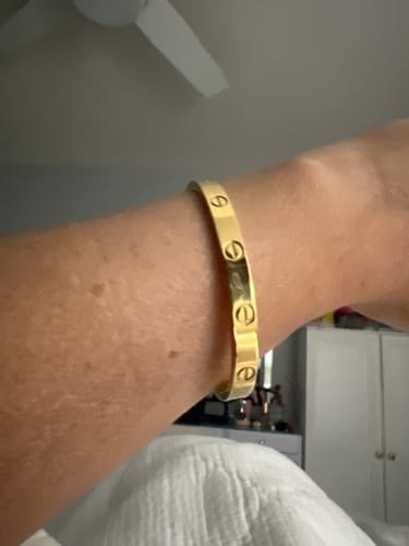 Customer photo review of LOVE BRACELET 6.1MM