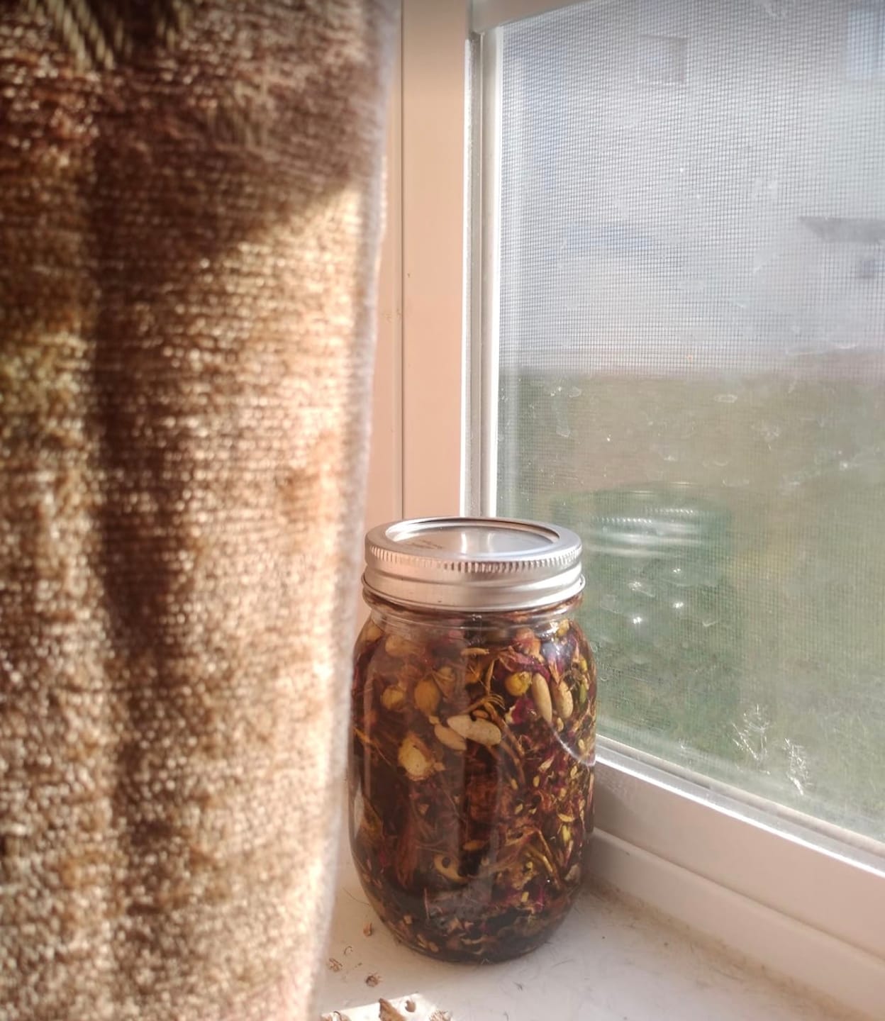 Customer photo review of 18 Herb Hair Tea Rinse & Hair Oil Mix