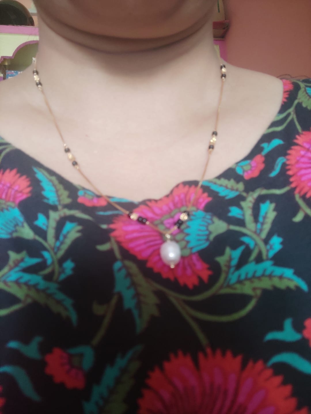 Customer photo review of Teardrop Pearl Pendant Necklace