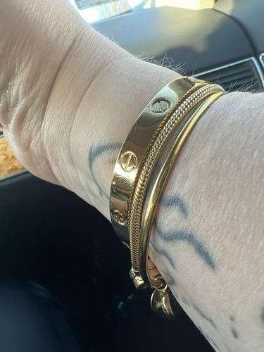Customer photo review of LOVE BRACELET 6.1MM