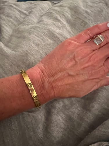 Customer photo review of LOVE BRACELET 6.1MM