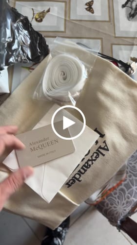 Lorenzo S. review of Alexander Mcqueen Classica image 1 out of 1