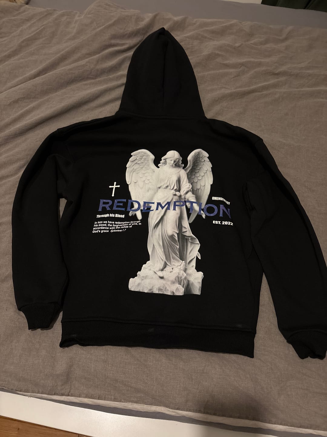 Customer photo review of OVERSIZED HOODIE - REDEMPTION