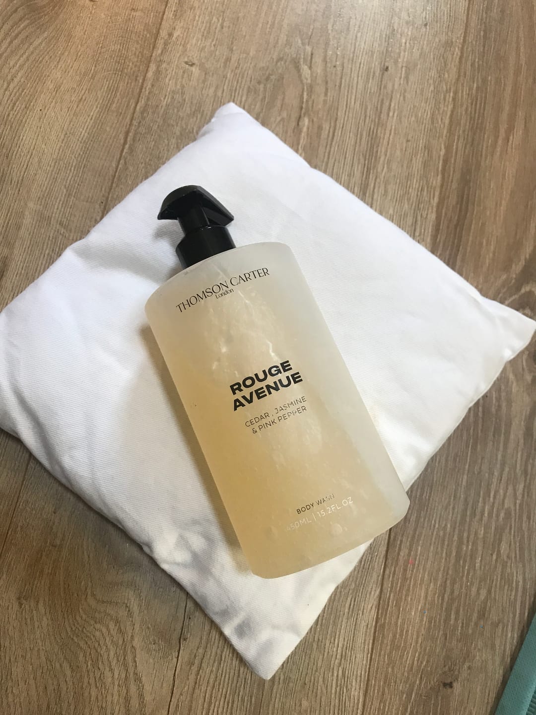 Customer photo review of Rouge Avenue | Body Wash