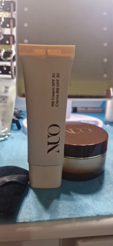 Customer photo review of BB Cream SPF30