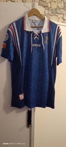 Customer photo review of Maillot France home retro 1996