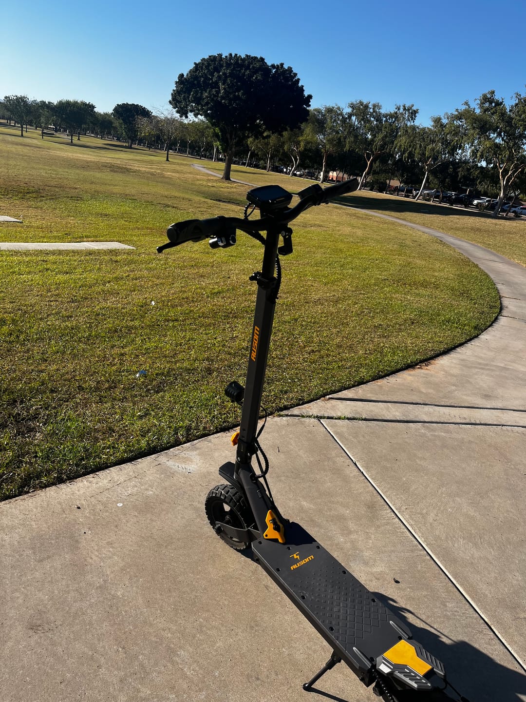 Customer photo review of Ausom L1 Electric Scooter