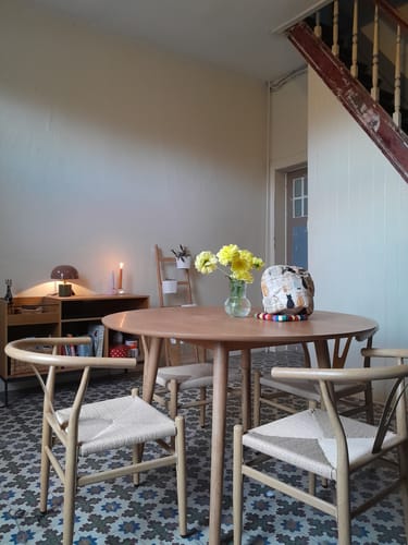 Customer photo review of by fonQ basic Rounded Eettafel Ø 120 cm - Eiken/Beige